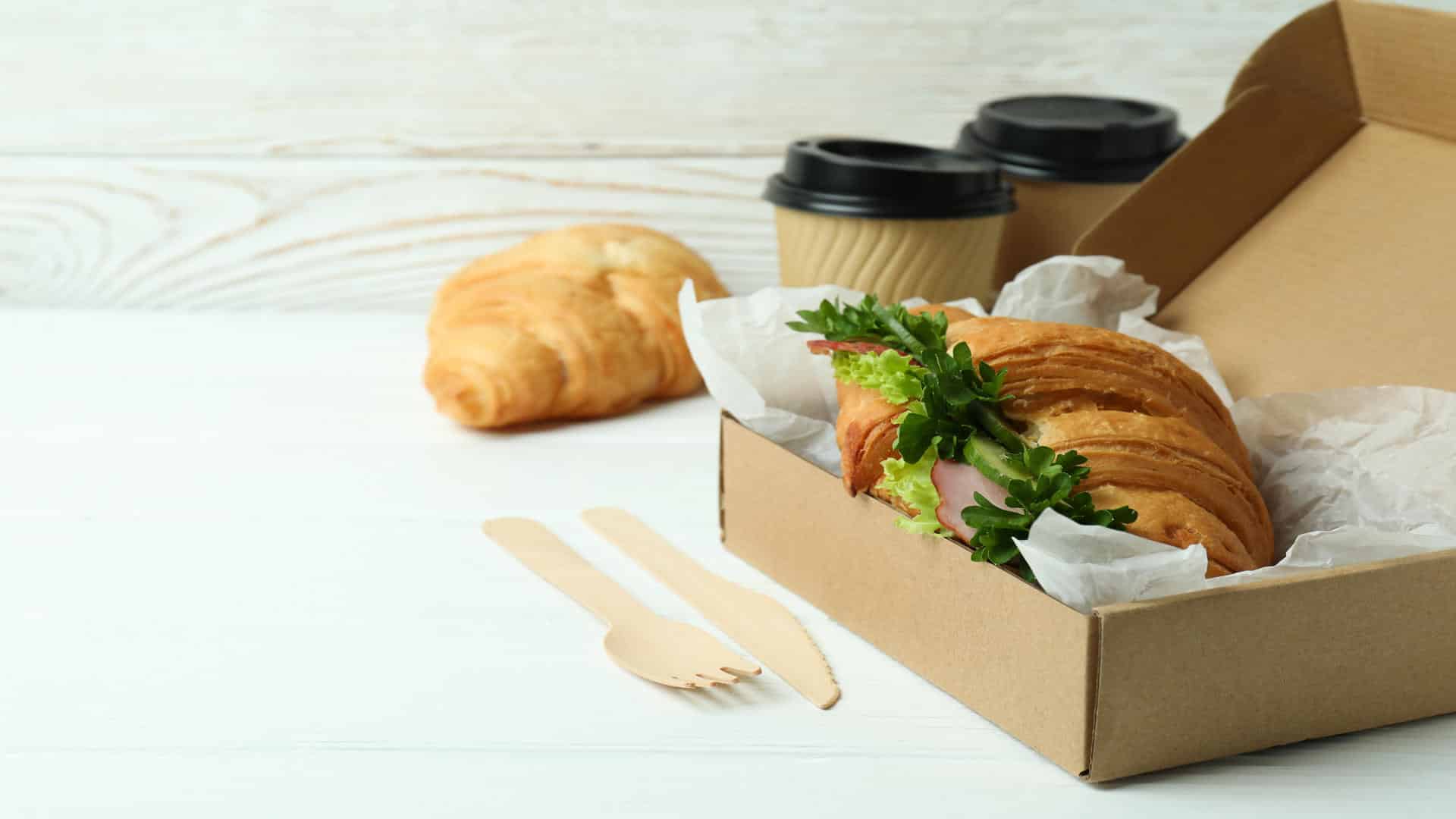 San Diego Airport Food for Coffee Runs, Quick Bites, and Real Meals